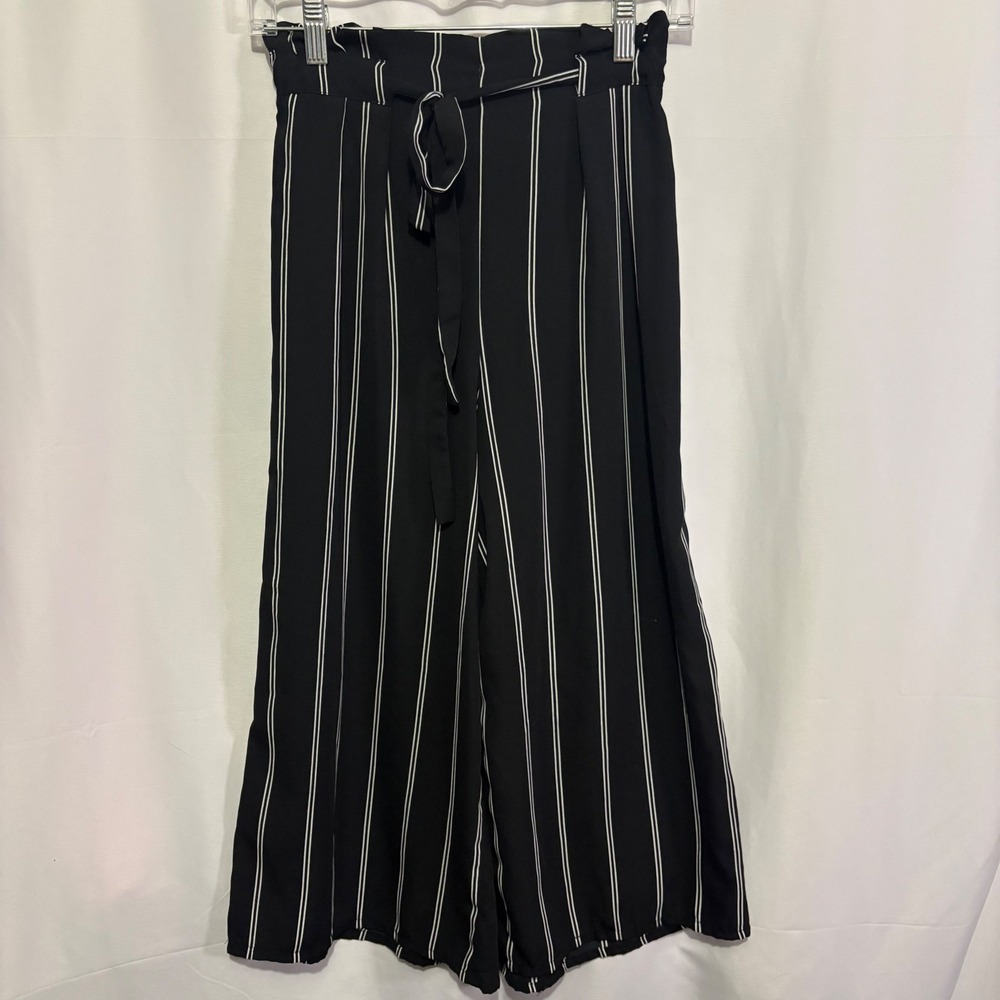 Sienna Sky Black White Striped Culotte Gaucho Pants Wide Leg Crop Small Office